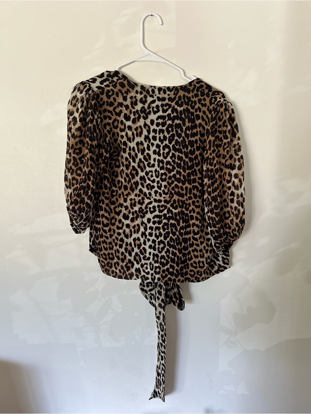 GANNI Blakely Leopard Silk-blend Cropped Top Size 36 - Picture 10 of 10